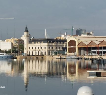 Valencia maritima palacio del Reloj